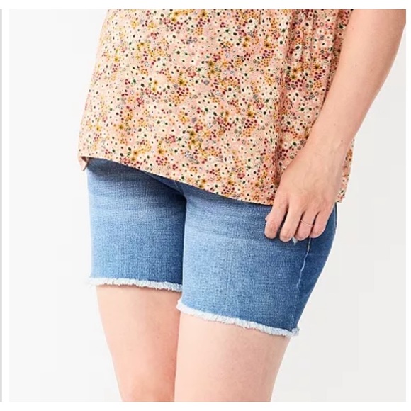 Maternity Sonoma Goods For Life® Over-The-Belly Panel Jean Shorts SIZE 1… - Picture 1 of 5
